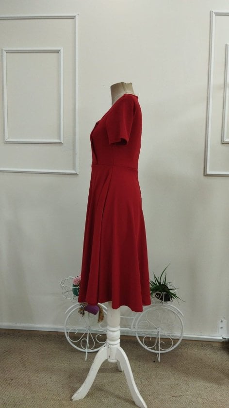 Women's Short Sleeve Asymmetric Neckline Midi Crepe Dress - Janes - by Peralane - photo 5
