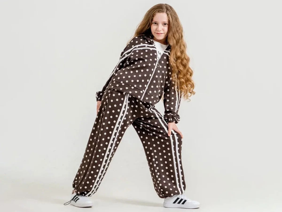 Girls' Zip-Up Hoodie and Trousers Tracksuit Set - Brown Polka Dot - ÖZ Bebe - by Peralane