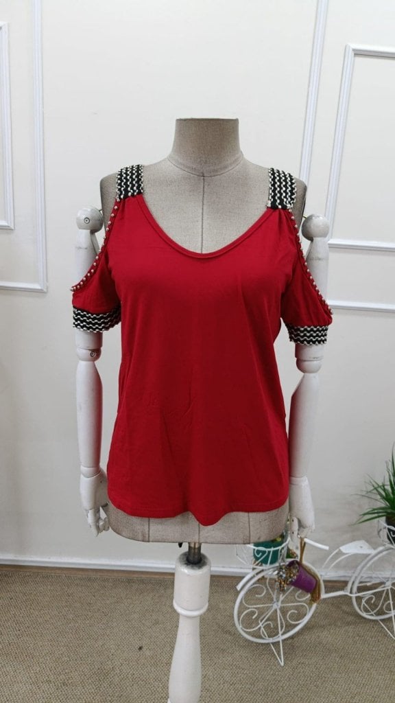 Women's Cold-Shoulder V-Neck Blouse with Gold Studs - Red - Janes - by Peralane - photo 6
