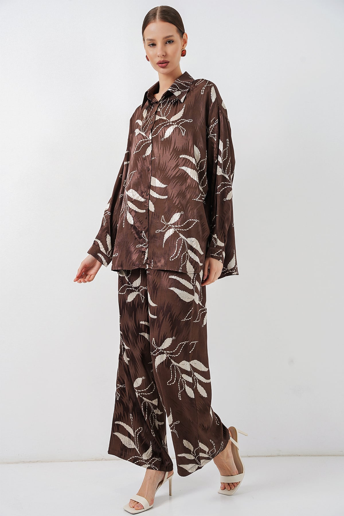 Women's Brown Satin Blouse with Rope and Leaf Print - Bigdart - by Peralane - photo 2