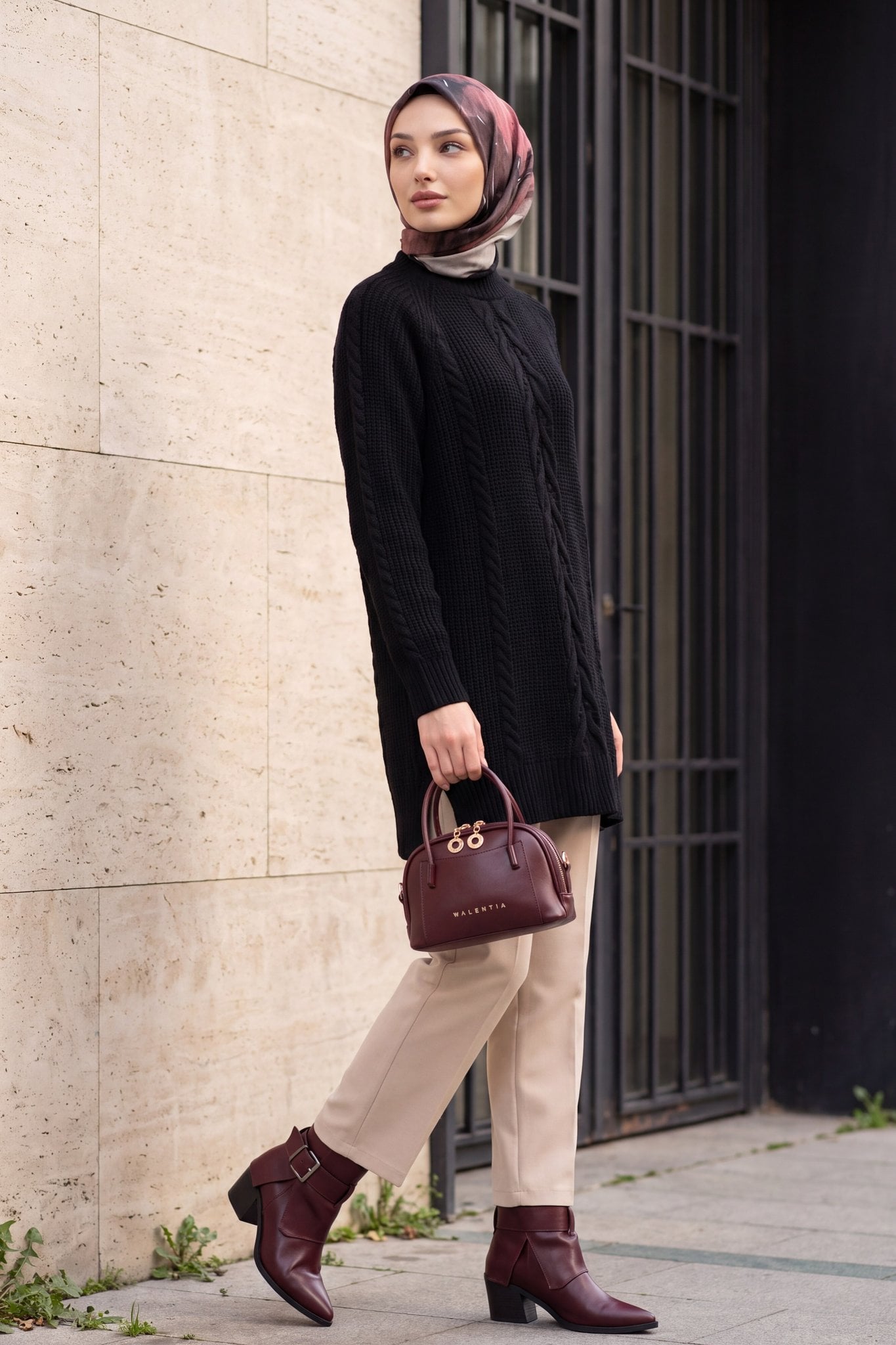 Cable Knit Tunic with Pom Pom Details - Black - Podyumplus - by Peralane - photo 5
