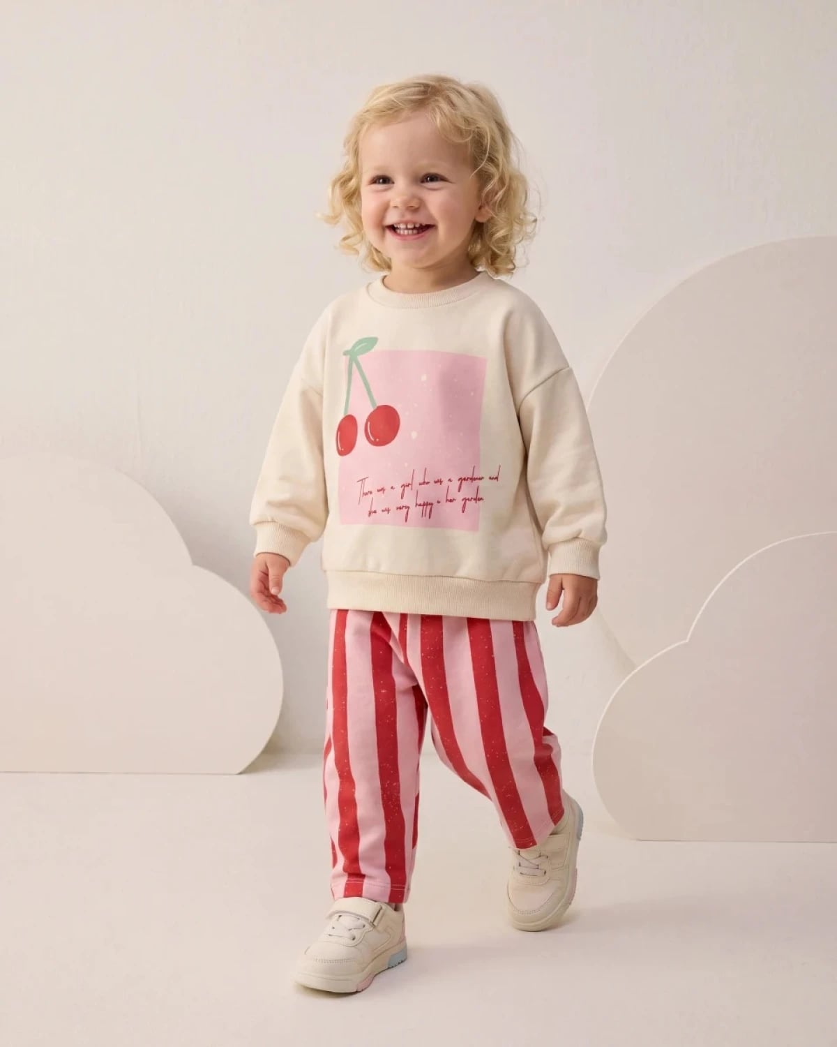 Girls' Two-Piece Sweatshirt and Trousers Set - Cream - Interkidsy - by Peralane