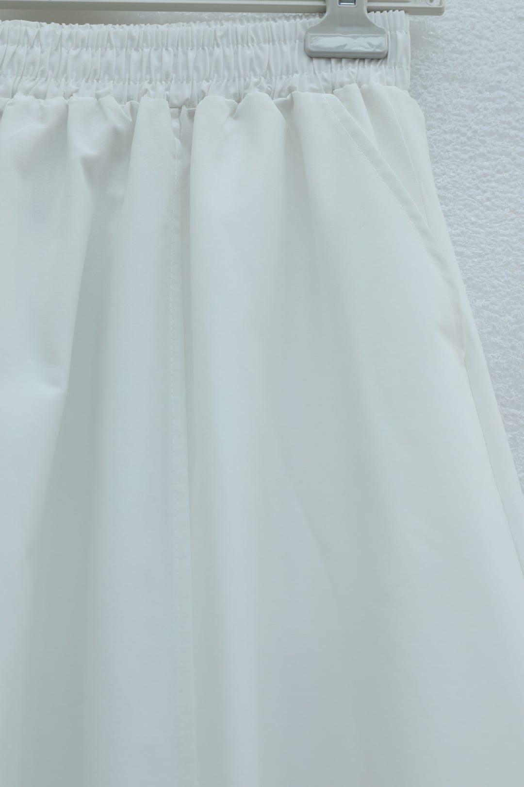 White Elastic Waist Parachute Skirt with Pockets - Podyumplus - by Peralane - photo 5