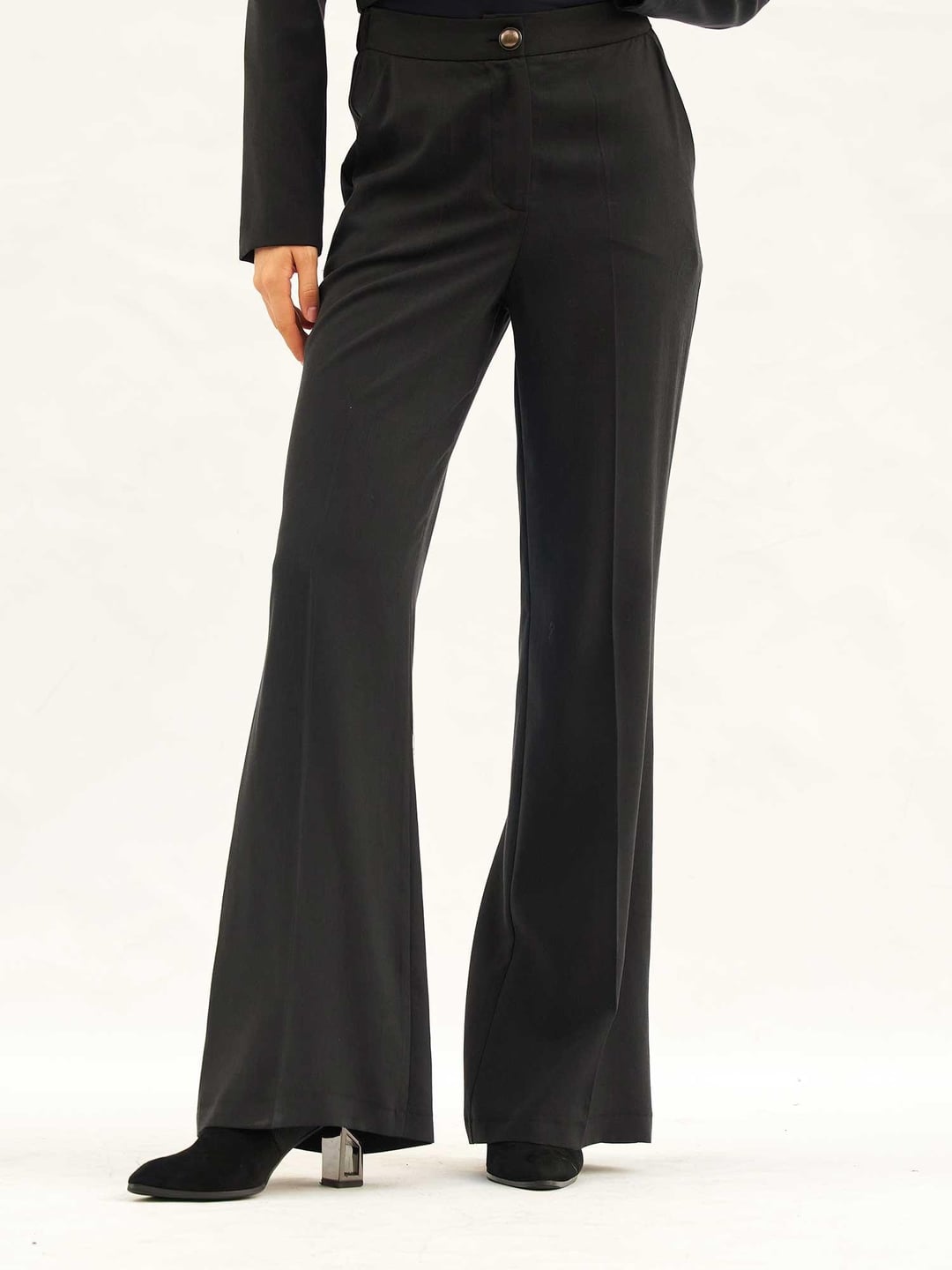 Black Button-Front Jacket and Flared Trousers Set for Women - Lefon - by Peralane - photo 6