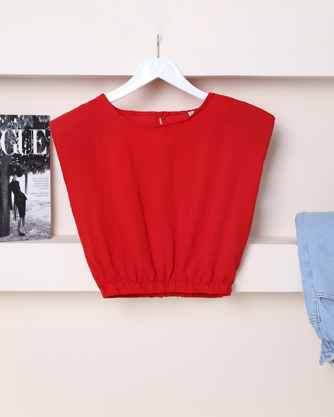 Padded Shoulder Sleeveless Blouse with Elasticated Waist - Red - Podyumplus - by Peralane - photo 3