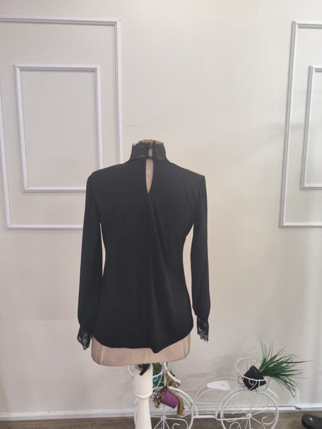 Women's Long Sleeve Half Turtleneck Lace Detail Sandy Blouse - Janes - by Peralane - photo 5