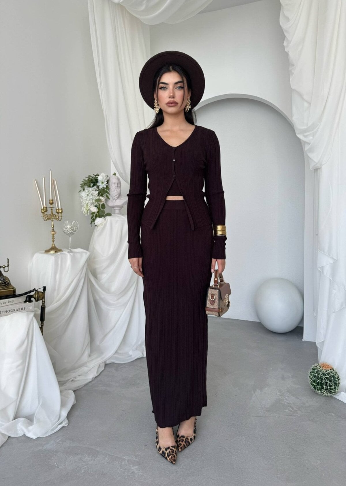 Dark Brown Ribbed Knit Three-Piece Set for Women - Etika - by Peralane - photo 4