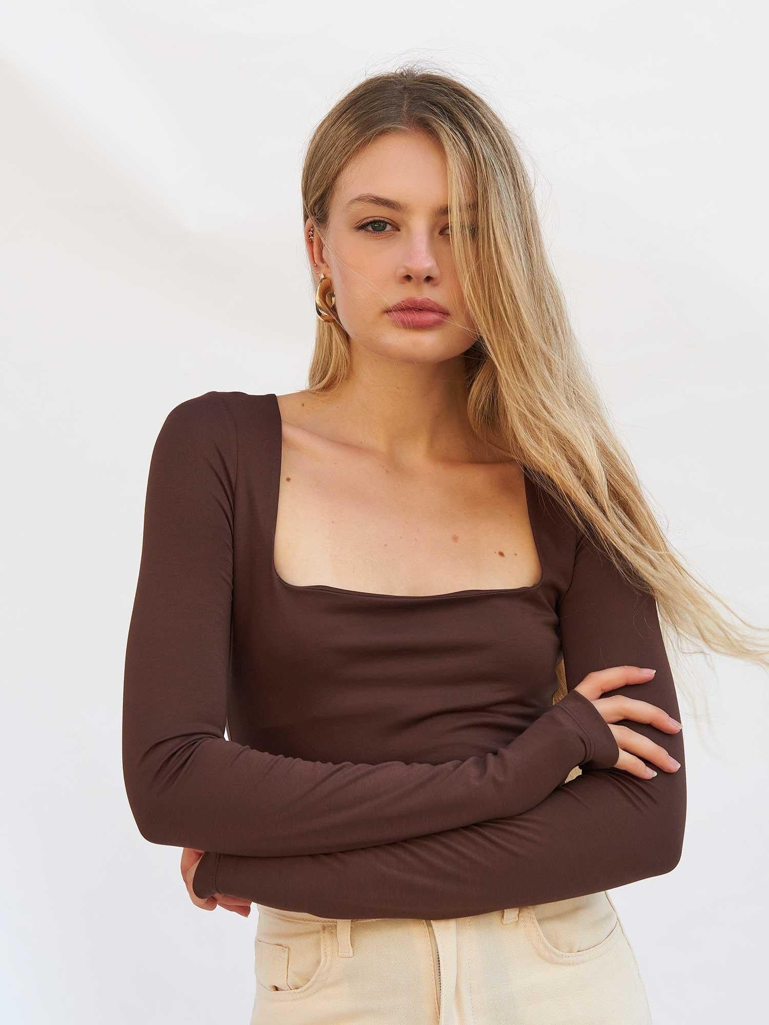 Square Neck Long-Sleeve Knit Bodysuit – Dark Brown - Lefon - by Peralane - photo 9