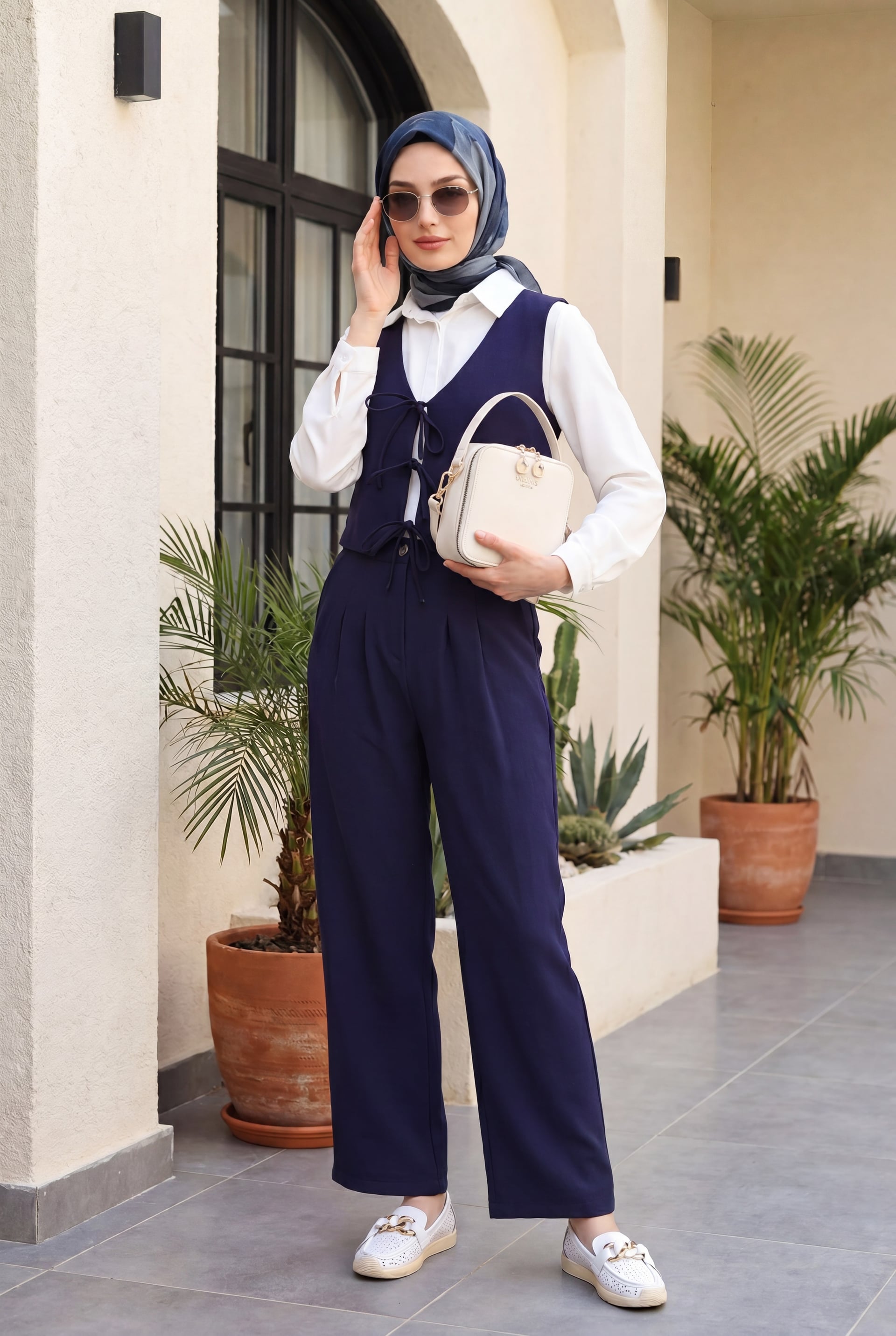 Navy Blue Front-Tie Vest and Wide-Leg Trouser Two-Piece Set - Podyumplus - by Peralane - photo 3