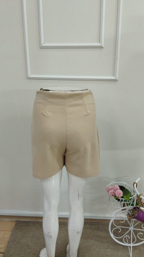 Women's High-Waist Pleated Front Button Shorts with Faux Wrap, Beige - Janes - by Peralane - photo 5