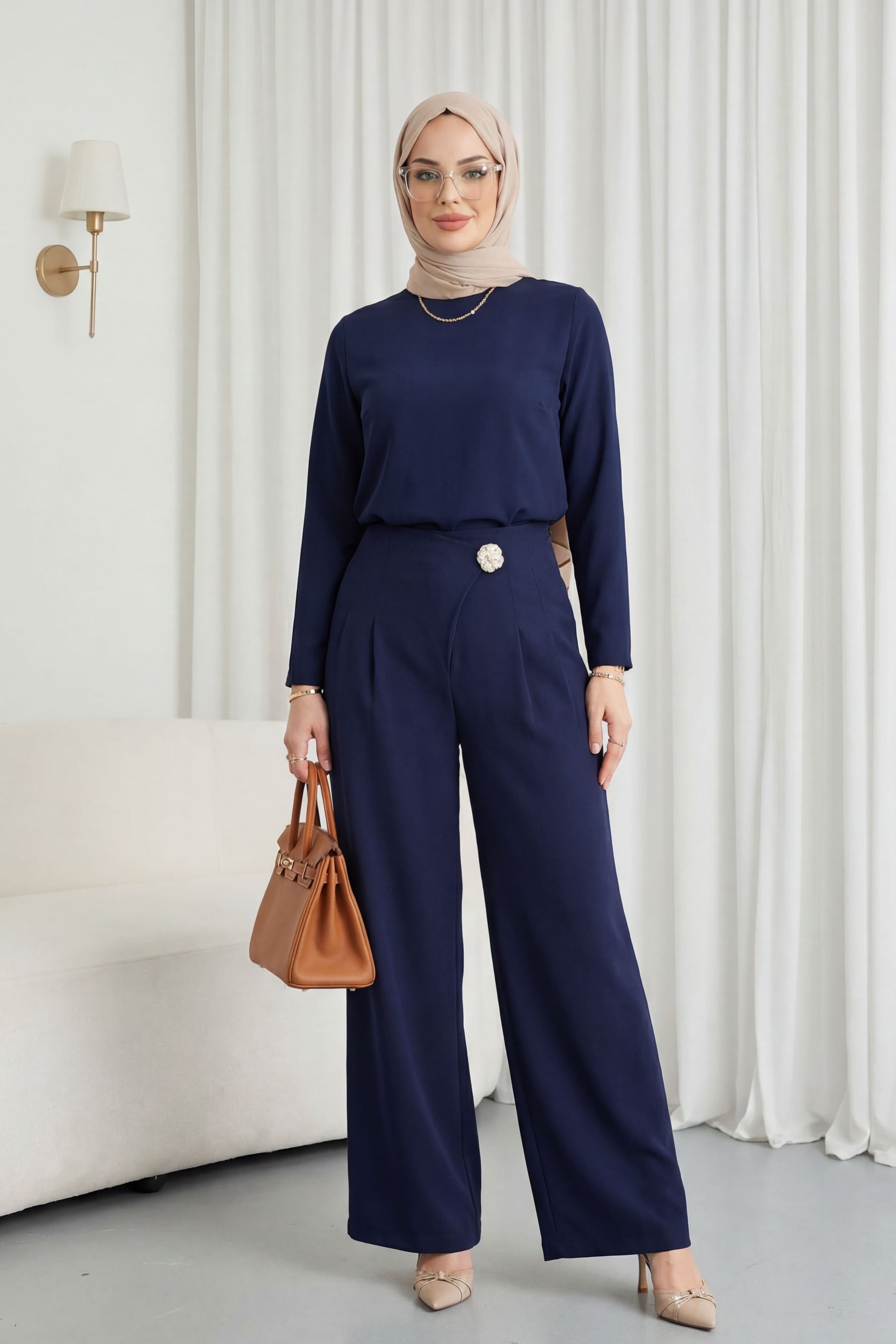 Navy Blue Wide-Leg Crepe Trousers with Side Zip and Brooch Detail - Podyumplus - by Peralane - photo 3