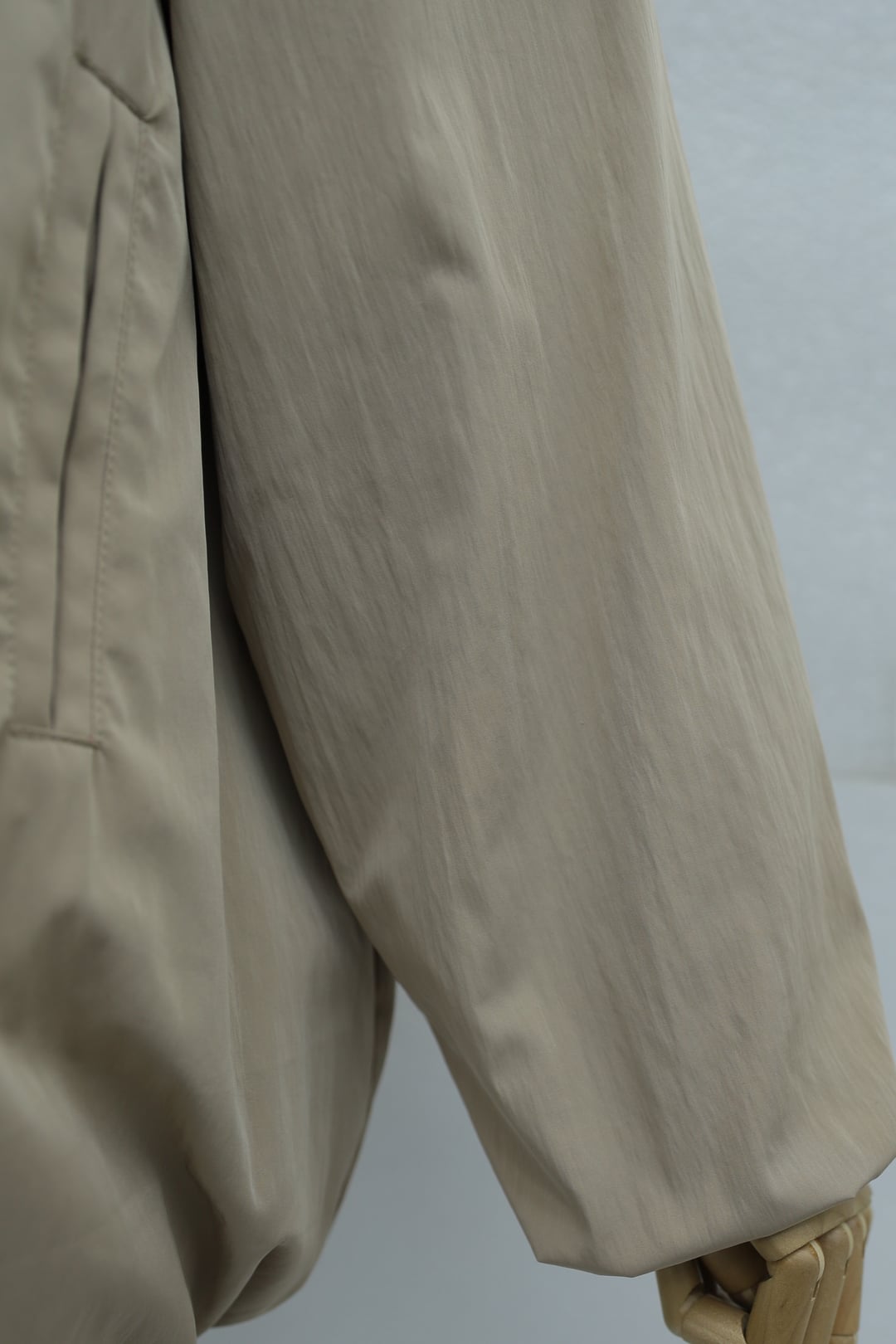 Beige Zip-Up Stand Collar Lined Parachute Jacket with Elasticated Cuffs and Hem - Podyumplus - by Peralane - photo 7