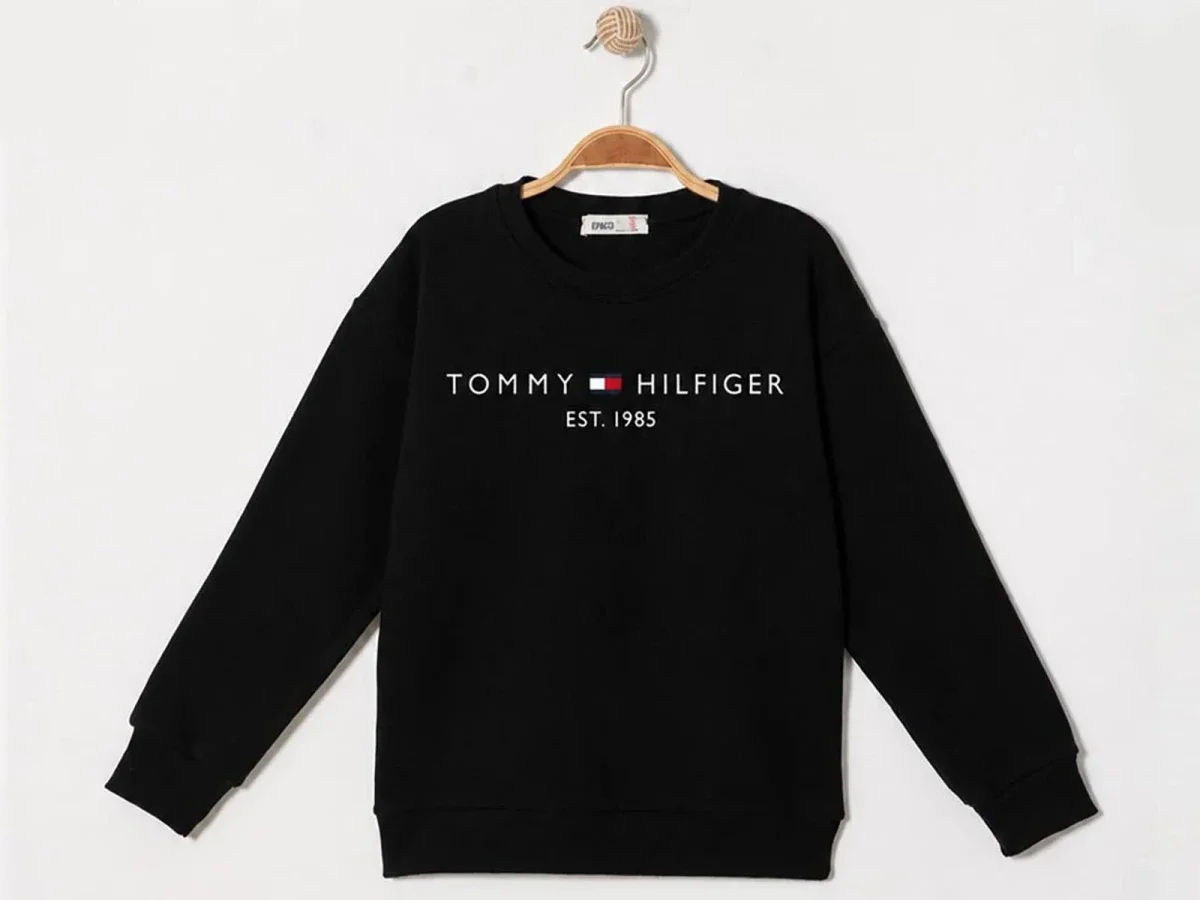 Black Crewneck Sweatshirt with Graphic Print for Teens - Ruhat Kids - by Peralane