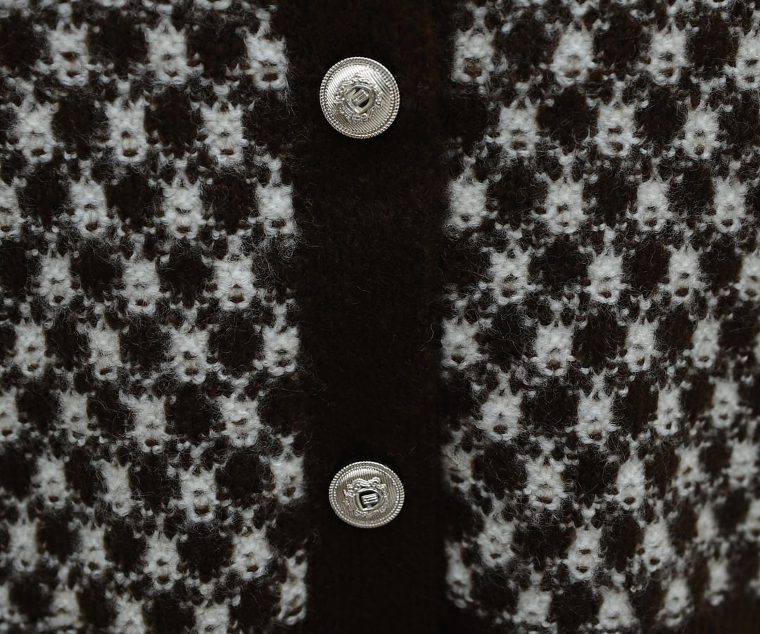 Round Neck Buttoned Patterned Knit Cardigan - Brown - Podyumplus - by Peralane - photo 7