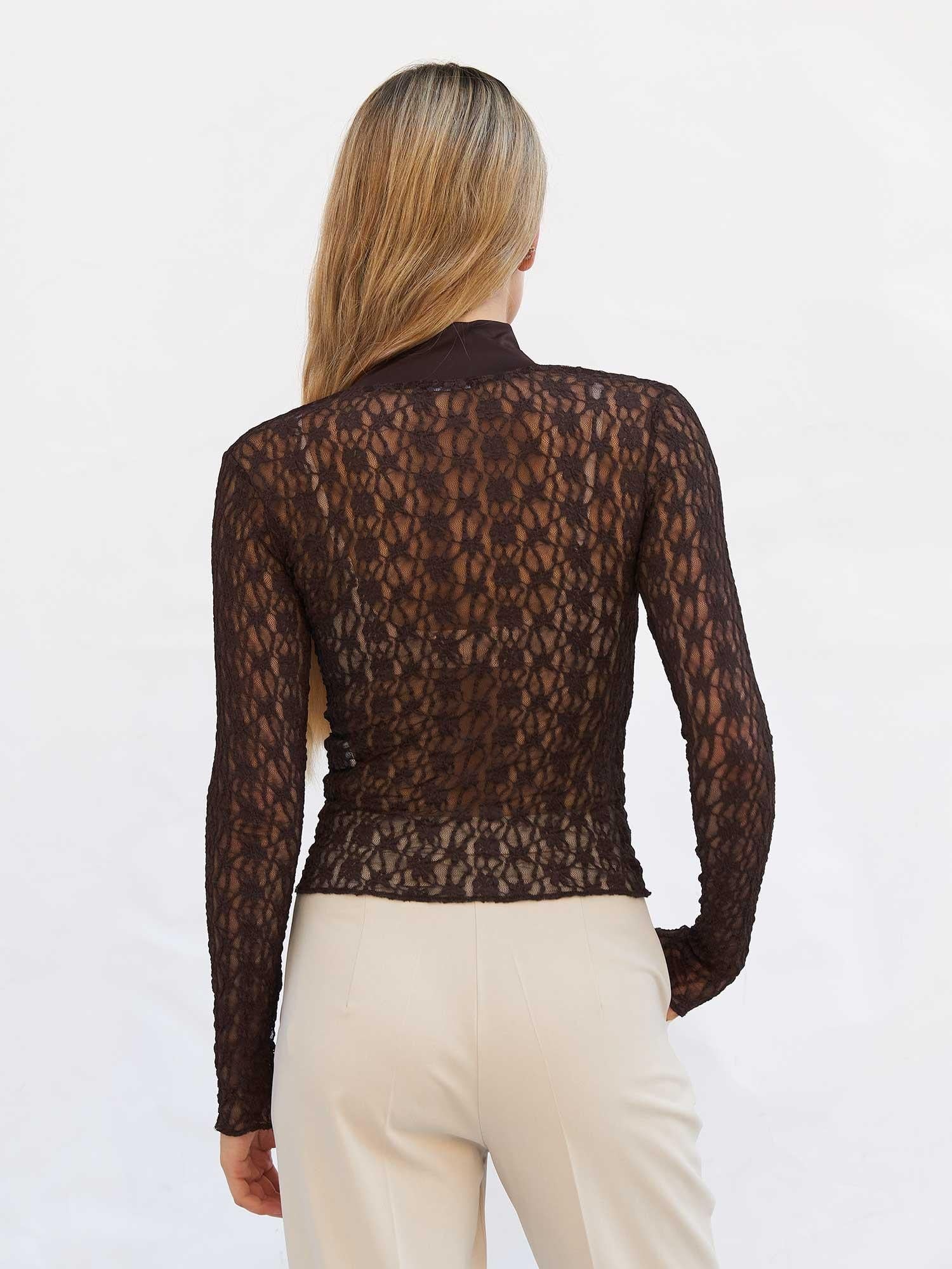Long-Sleeved Collared Lace Blouse in Dark Brown - Lefon - by Peralane - photo 3
