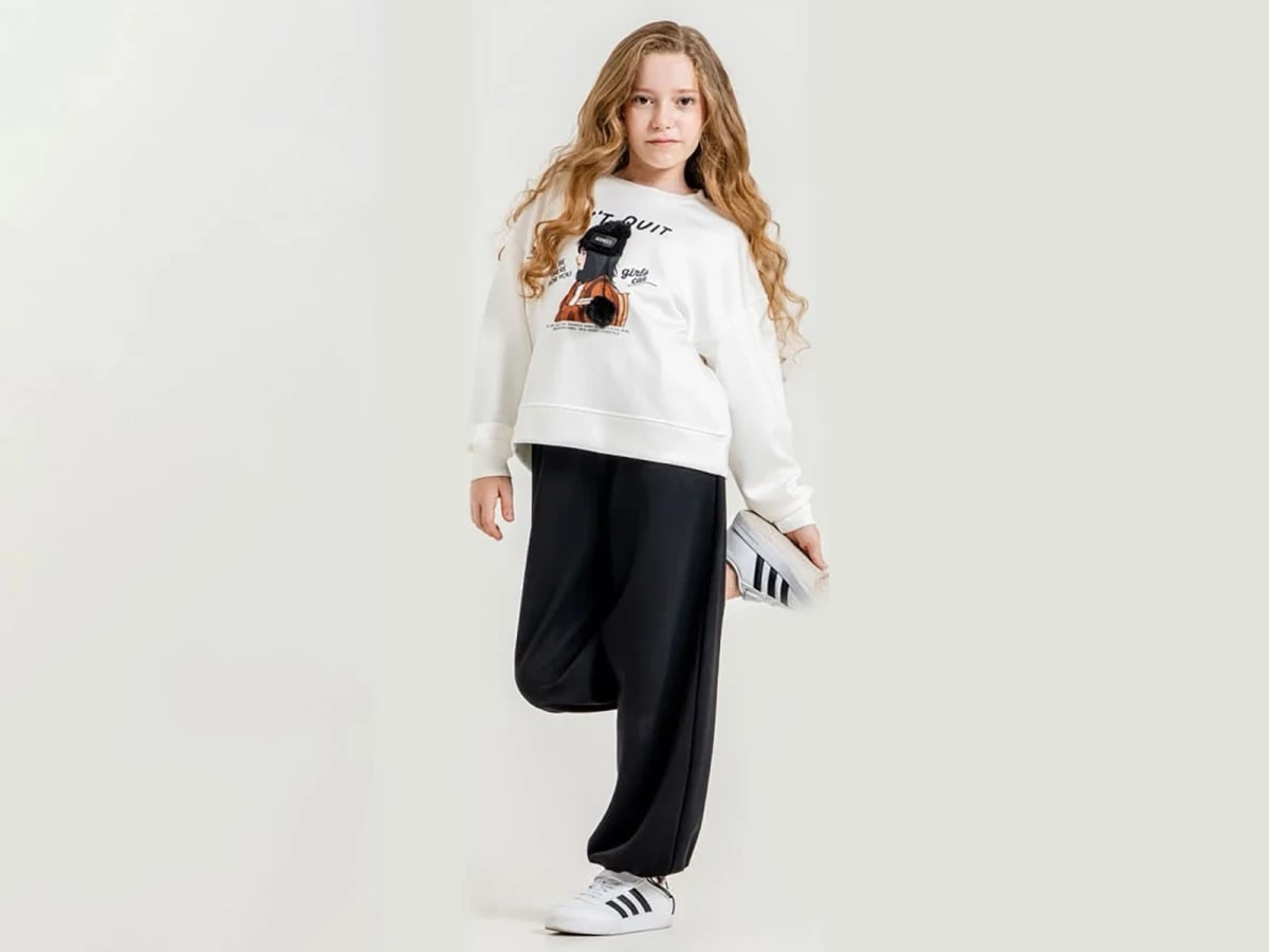 Girls' Printed Pom-Pom Detail Sweatshirt and Trousers Set - ÖZ Bebe - by Peralane