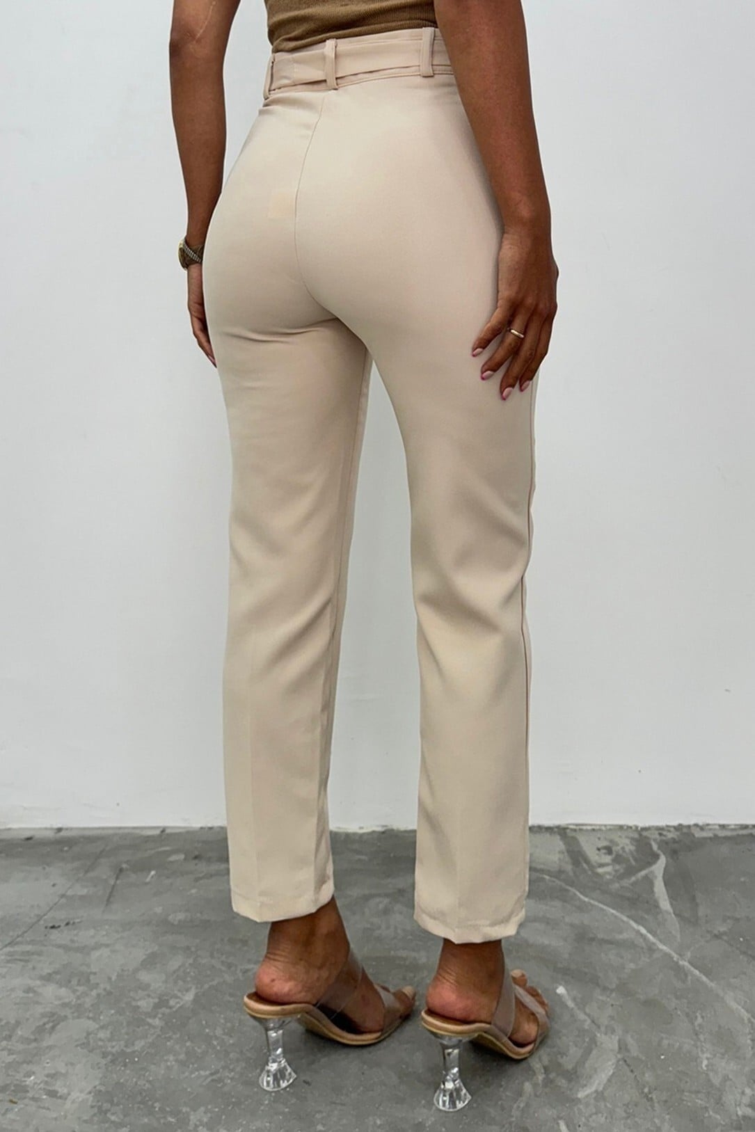 Beige High-Waist Trousers with Self-Tie Belt - Podyumplus - by Peralane - photo 9