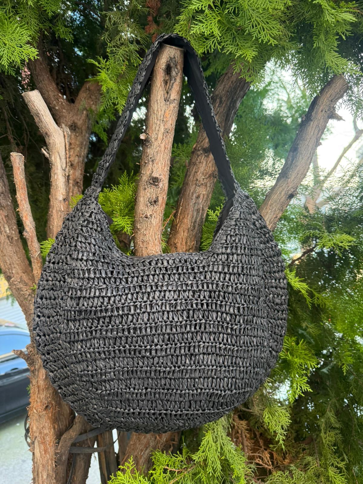 Black Woven Crescent Shoulder Bag with Braided Strap - Nesvay - by Peralane - photo 2
