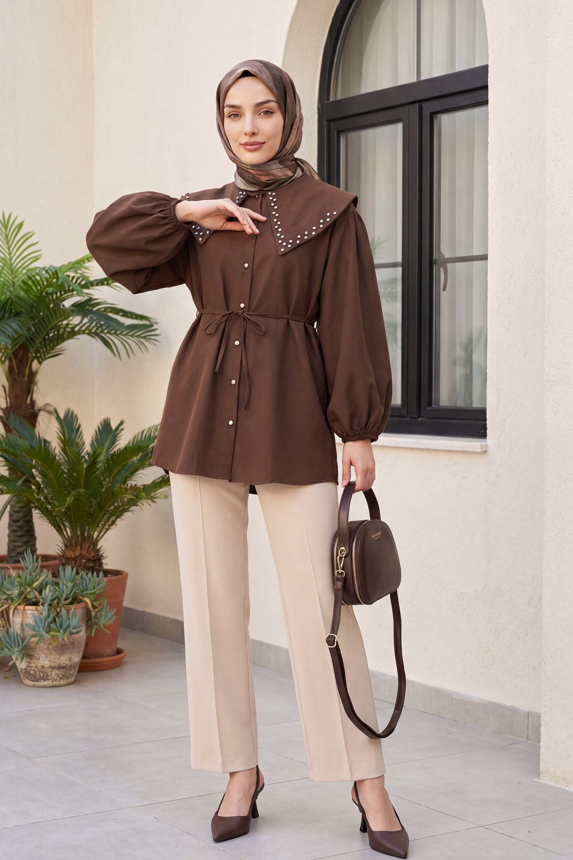 Beige High-Waist Pleated Cropped Trousers with Pockets - Podyumplus - by Peralane - photo 4