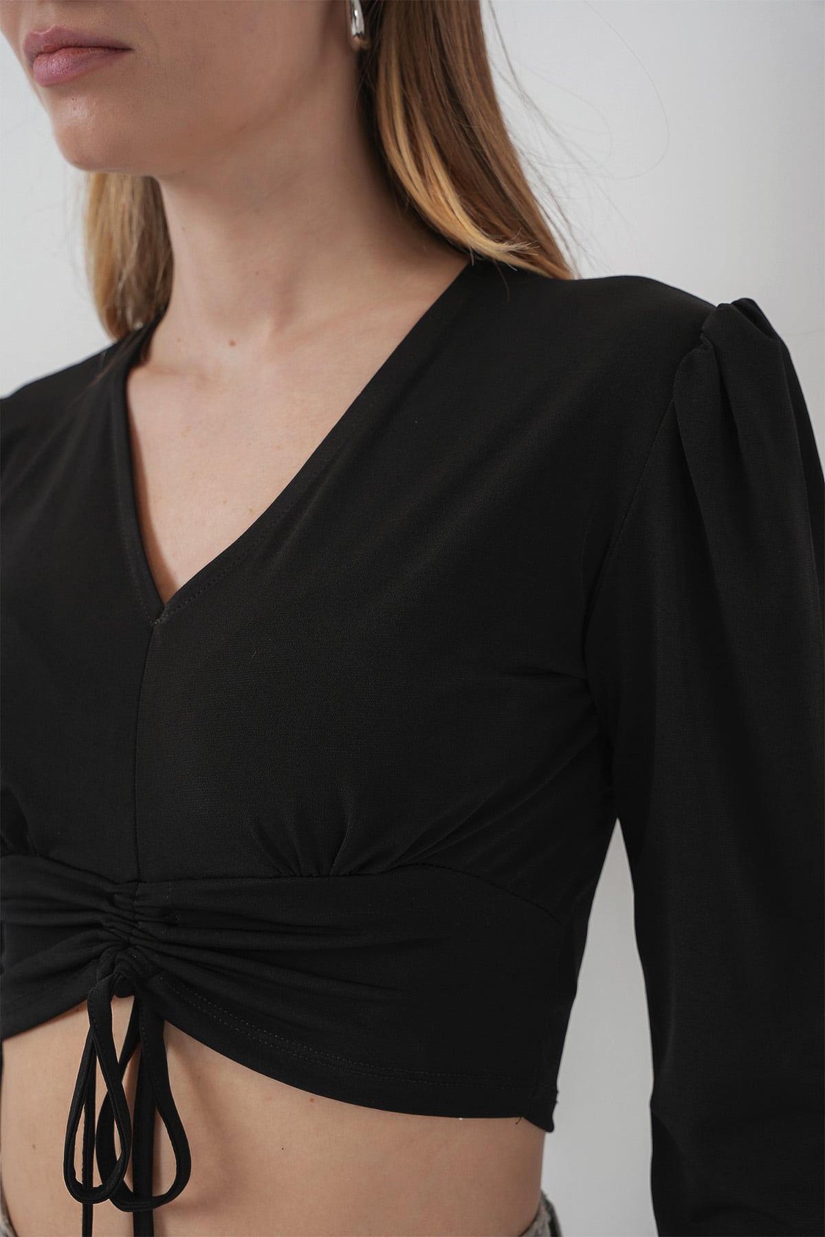 Sandy Crop Blouse with Drawstring V-Neck - Black - Bigdart - by Peralane - photo 4