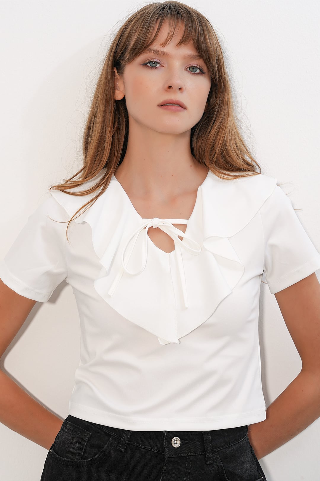 Women's Short-Sleeve Crop Blouse 40001 - White - Bigdart - by Peralane - photo 5