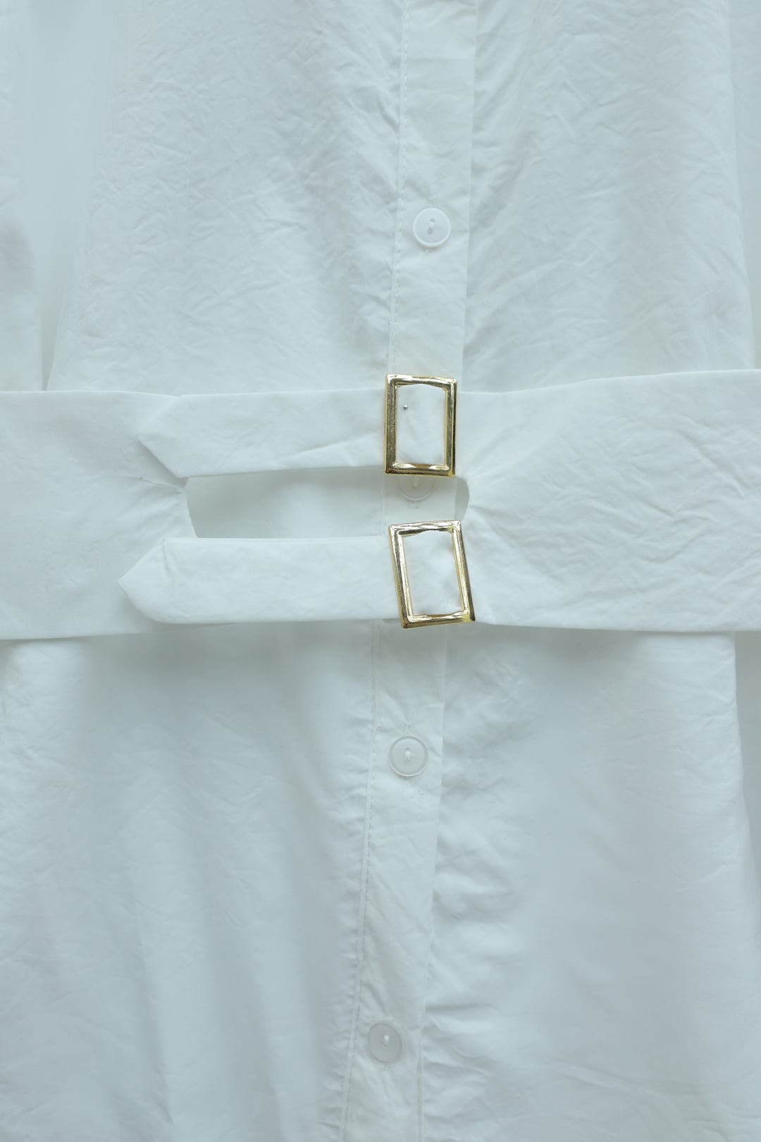 White Double Buckle Belted Button-Front Cupra Blouse - Podyumplus - by Peralane - photo 5