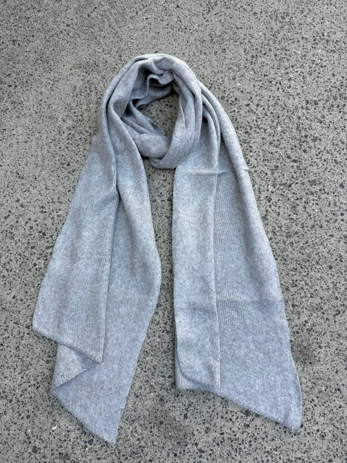 Grey Knit Shawl 43x220 cm with Fringe - Nesvay - by Peralane - photo 2