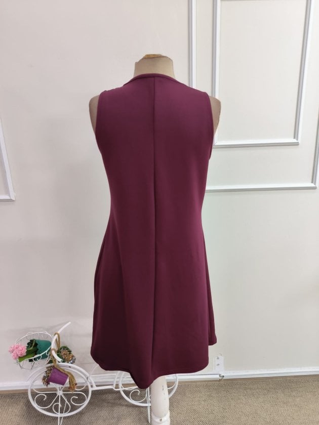 Women's Sleeveless V-Neck Two-Tone Short Viscose Dress - Janes - by Peralane - photo 3