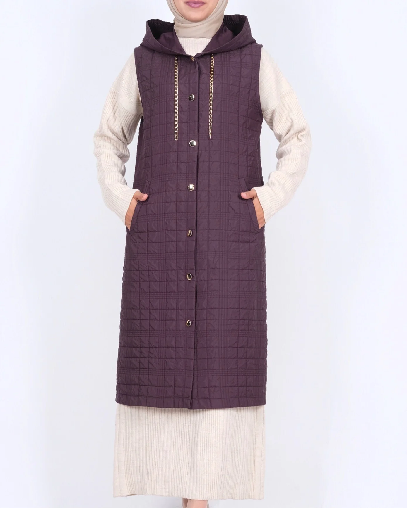 Hooded Diamond Quilted Vest with Chain Detail - Dark Plum - Podyumplus - by Peralane - photo 3