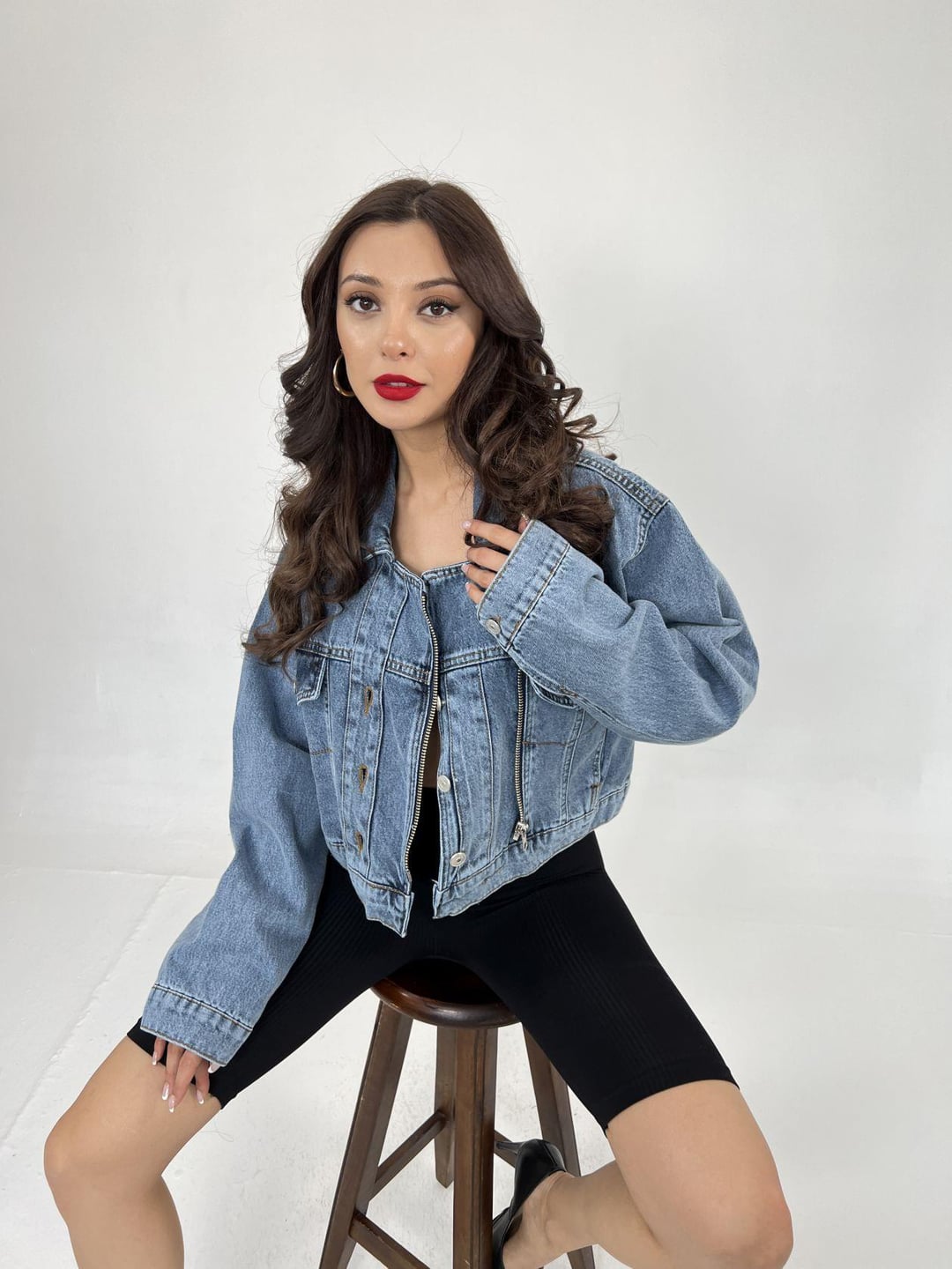 Women's Blue Denim Jacket with Zip Front - Fame - by Peralane - photo 2