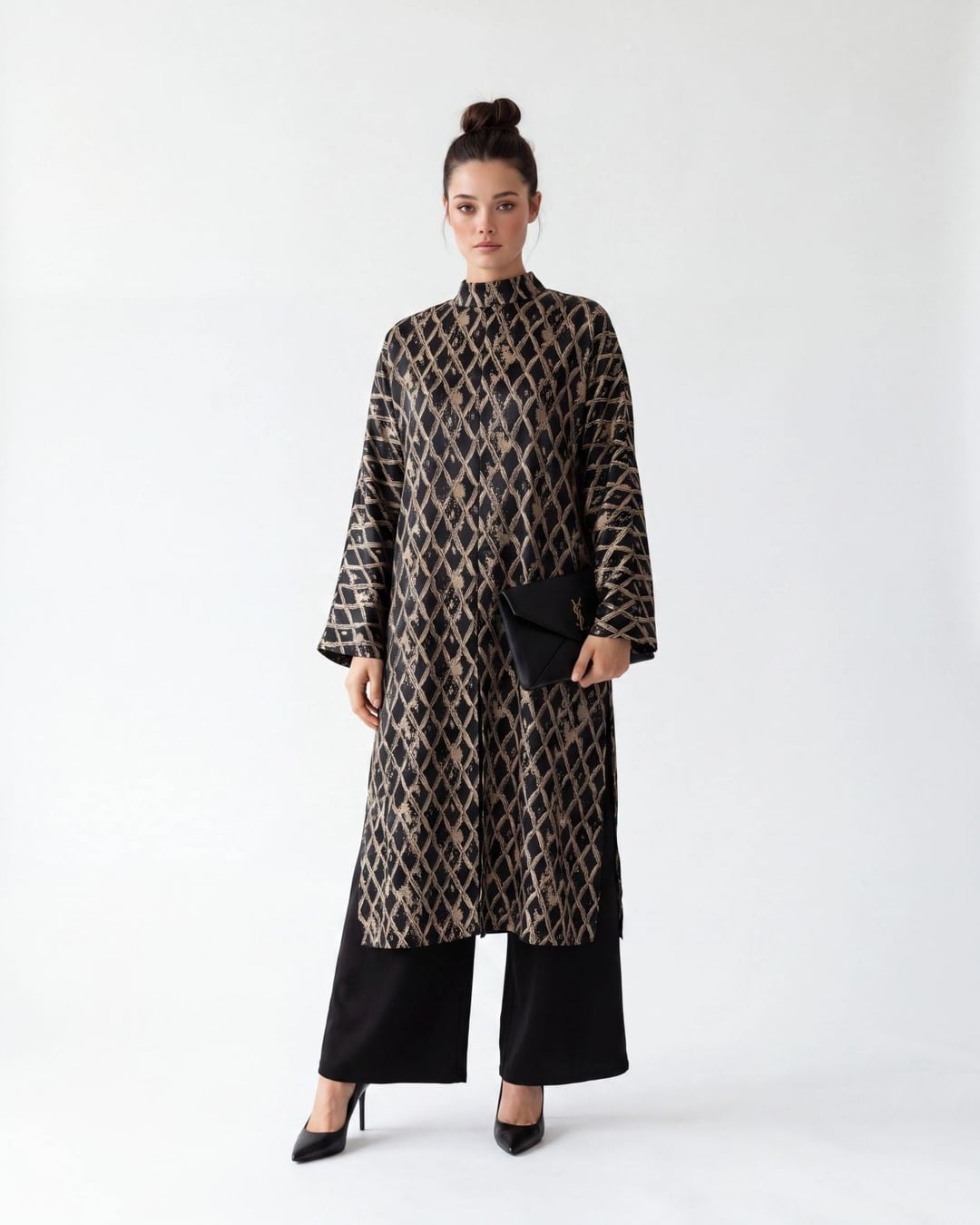 Black Tunic and Trousers Set with Gold Diamond Pattern - Fame - by Peralane