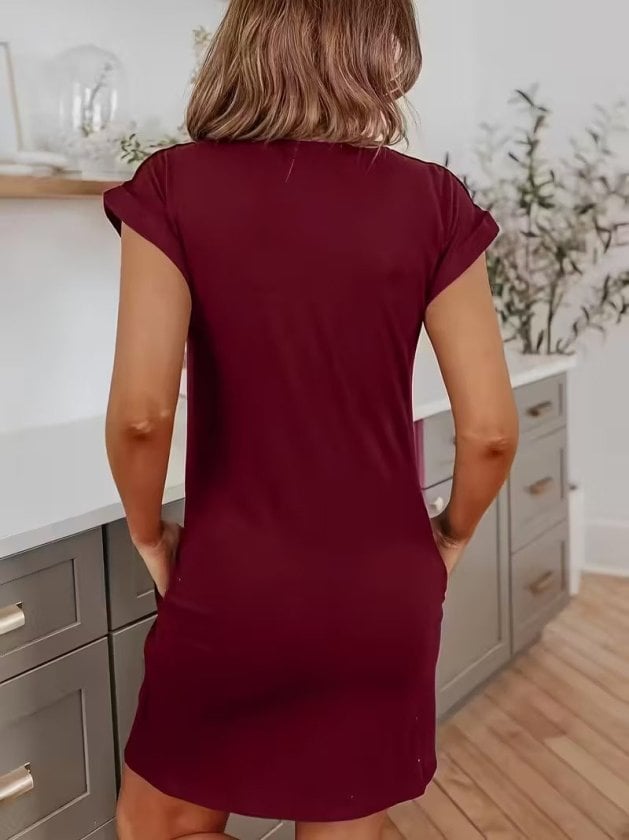 Women's Short-Sleeve Crew Neck Pocket Dress in Burgundy - Janes - by Peralane - photo 4