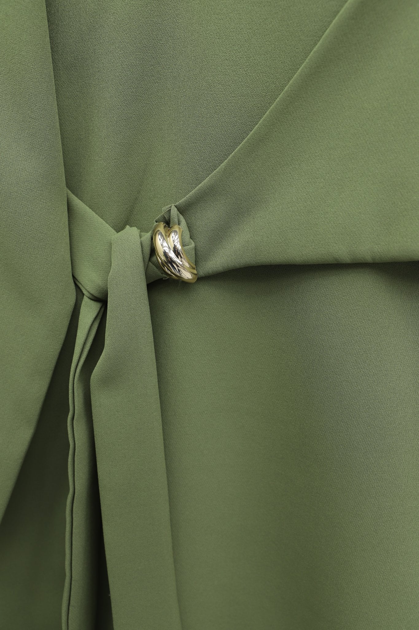 Women's Two-Piece Tunic and Wide-Leg Trousers Set in Olive Green with Wrap Front and Gold Buckle Belt - Podyumplus - by Peralane - photo 3