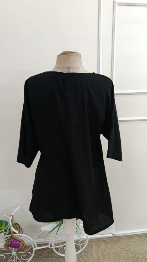 Women's Black Short Sleeve V-Neck Button Blouse - Janes - by Peralane - photo 7