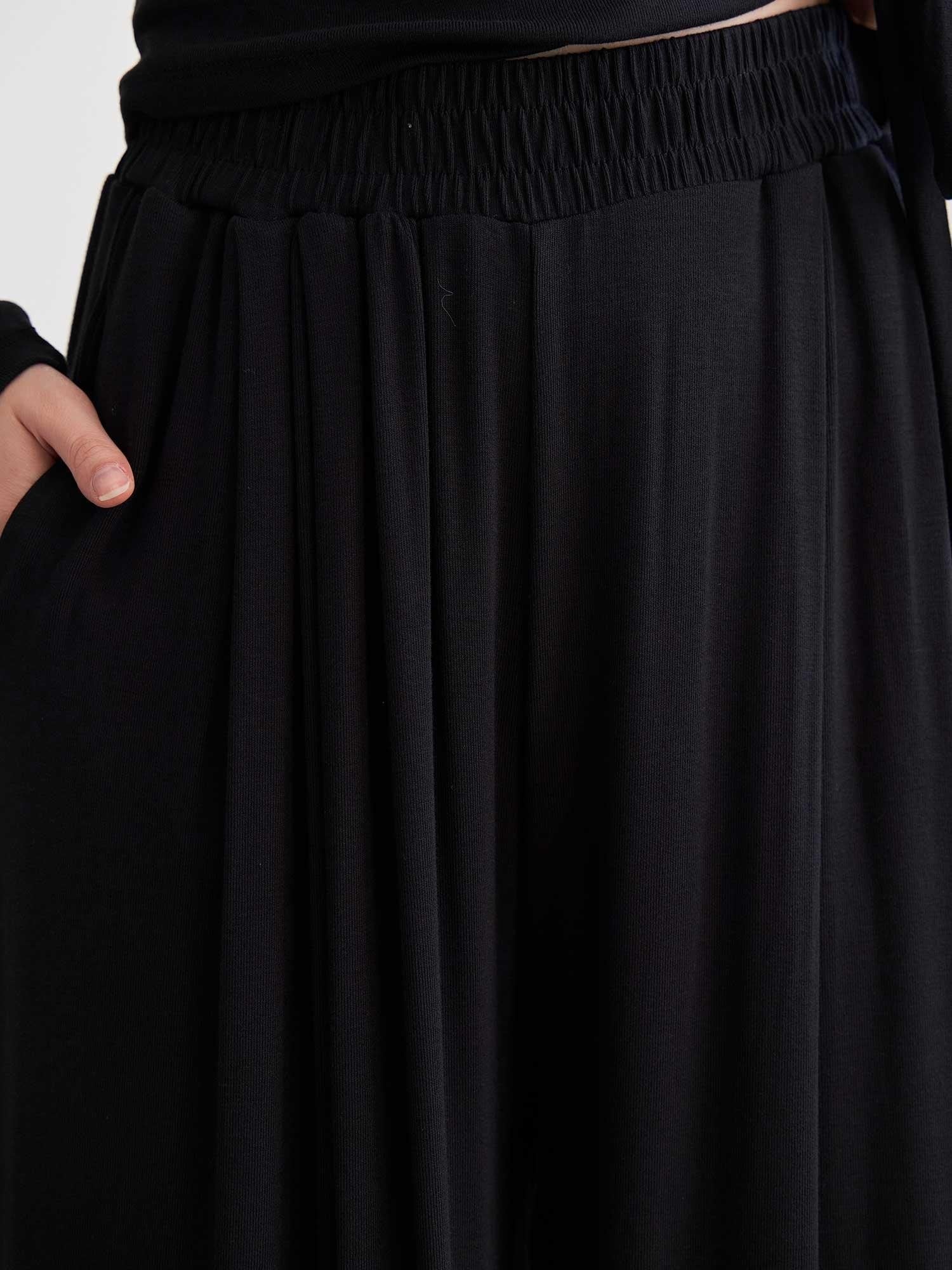 Black Drape Detail Knit Set with Wide-Leg Trousers - Lefon - by Peralane - photo 6