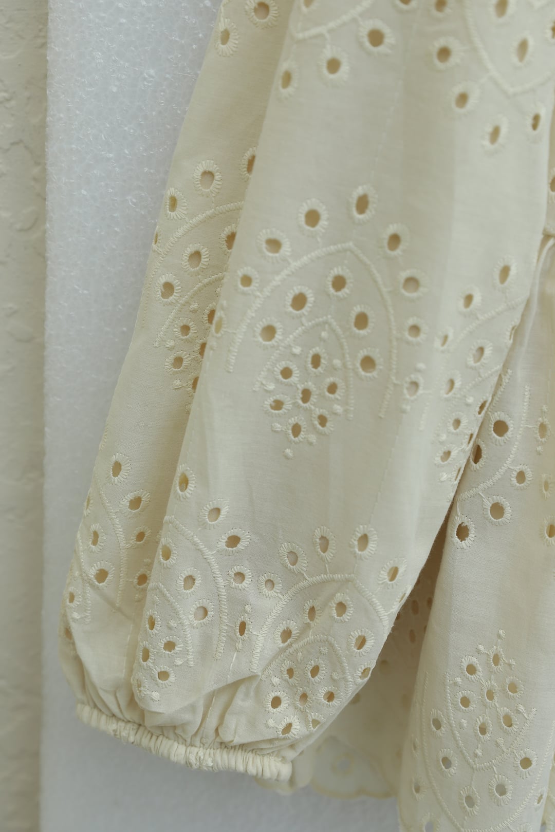 Cream Eyelet Embroidered Peplum Blouse with Puff Sleeves - Podyumplus - by Peralane - photo 8