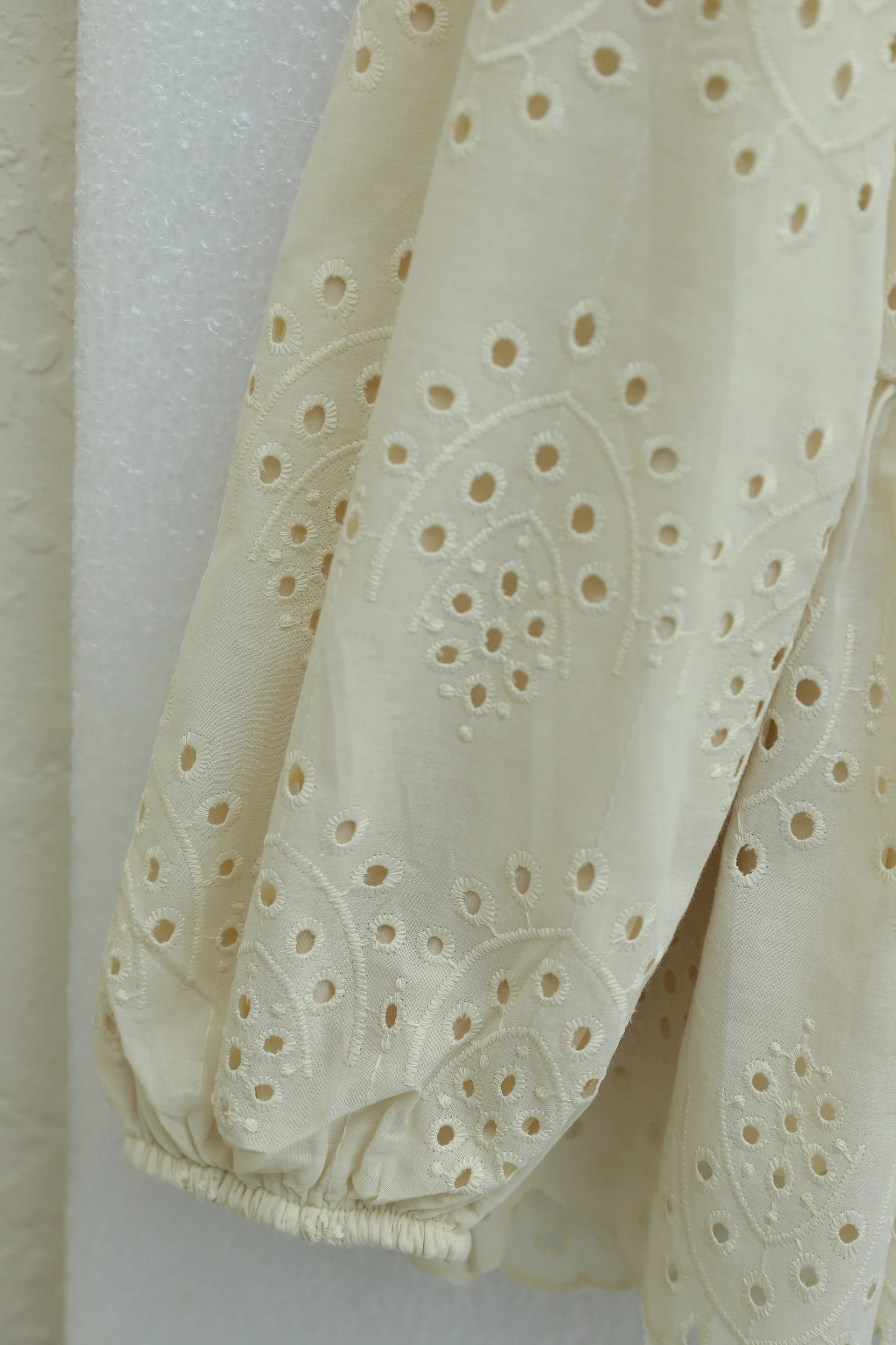 Cream Eyelet Embroidered Peplum Blouse with Puff Sleeves - Podyumplus - by Peralane - photo 8