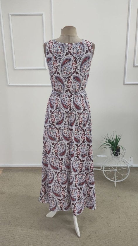Women's Sleeveless Wrap-Style Maxi Dress with Paisley Print - Janes - by Peralane - photo 9