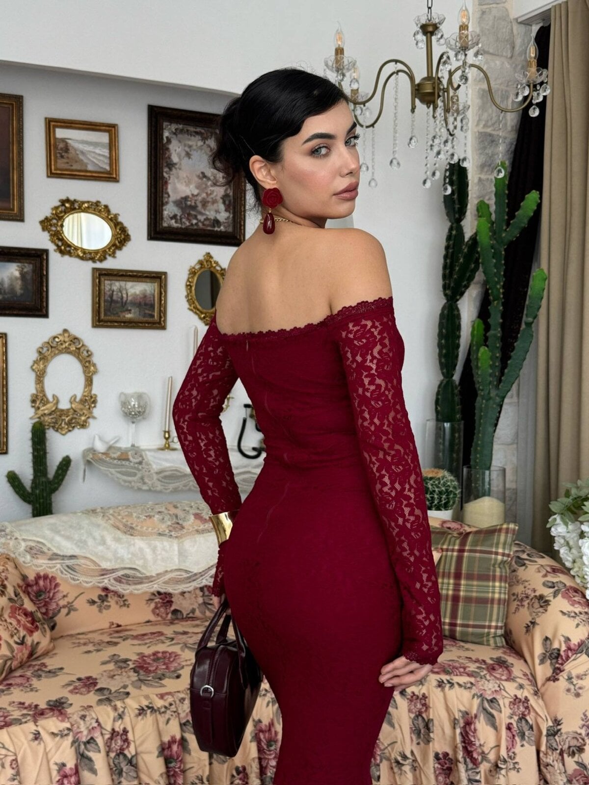 Verun Off-Shoulder Lace Dress in Burgundy - Etika - by Peralane - photo 5
