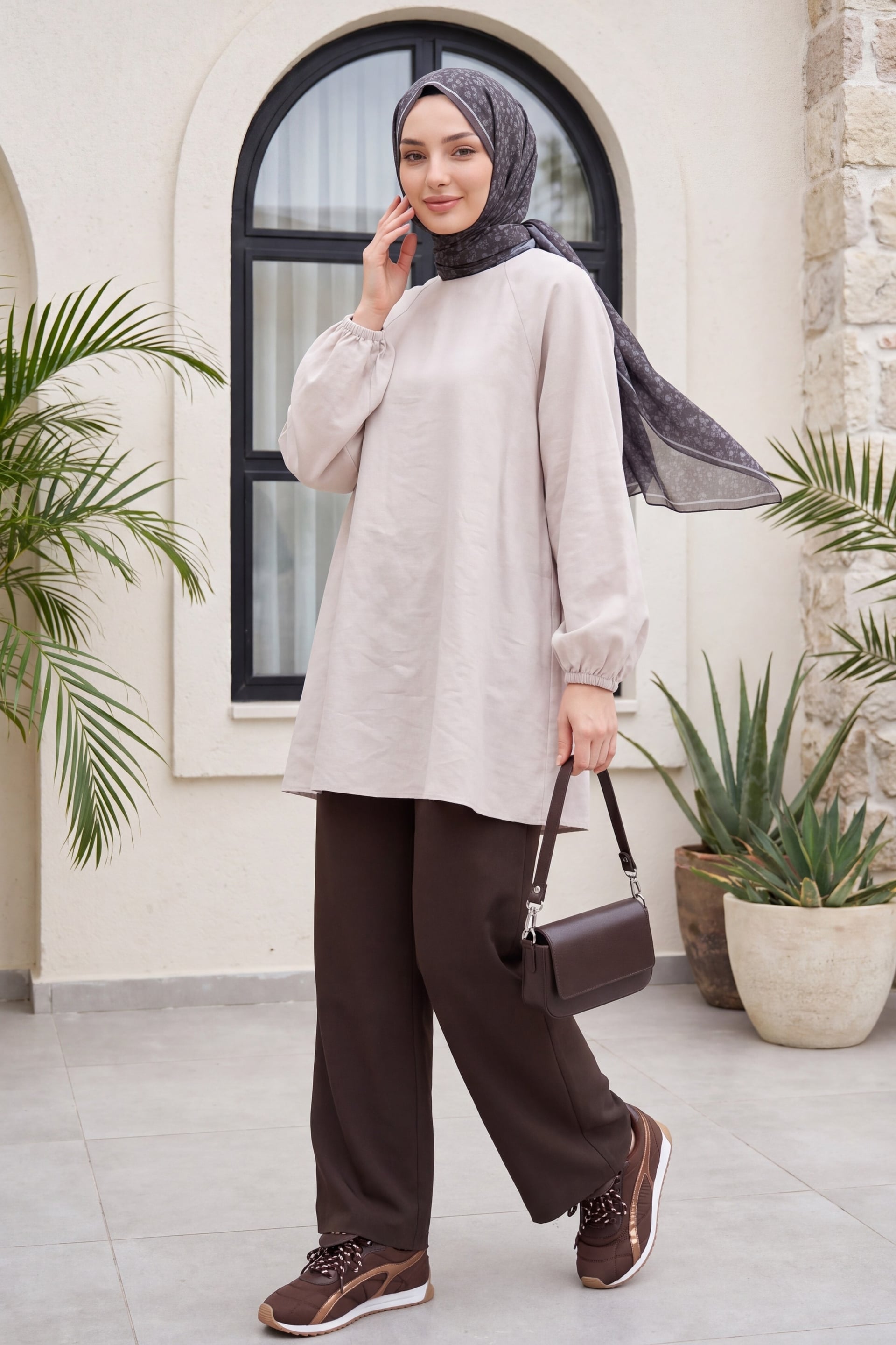 Round Neck Tie-Waist Balloon Sleeve Tunic - Stone - Podyumplus - by Peralane - photo 2