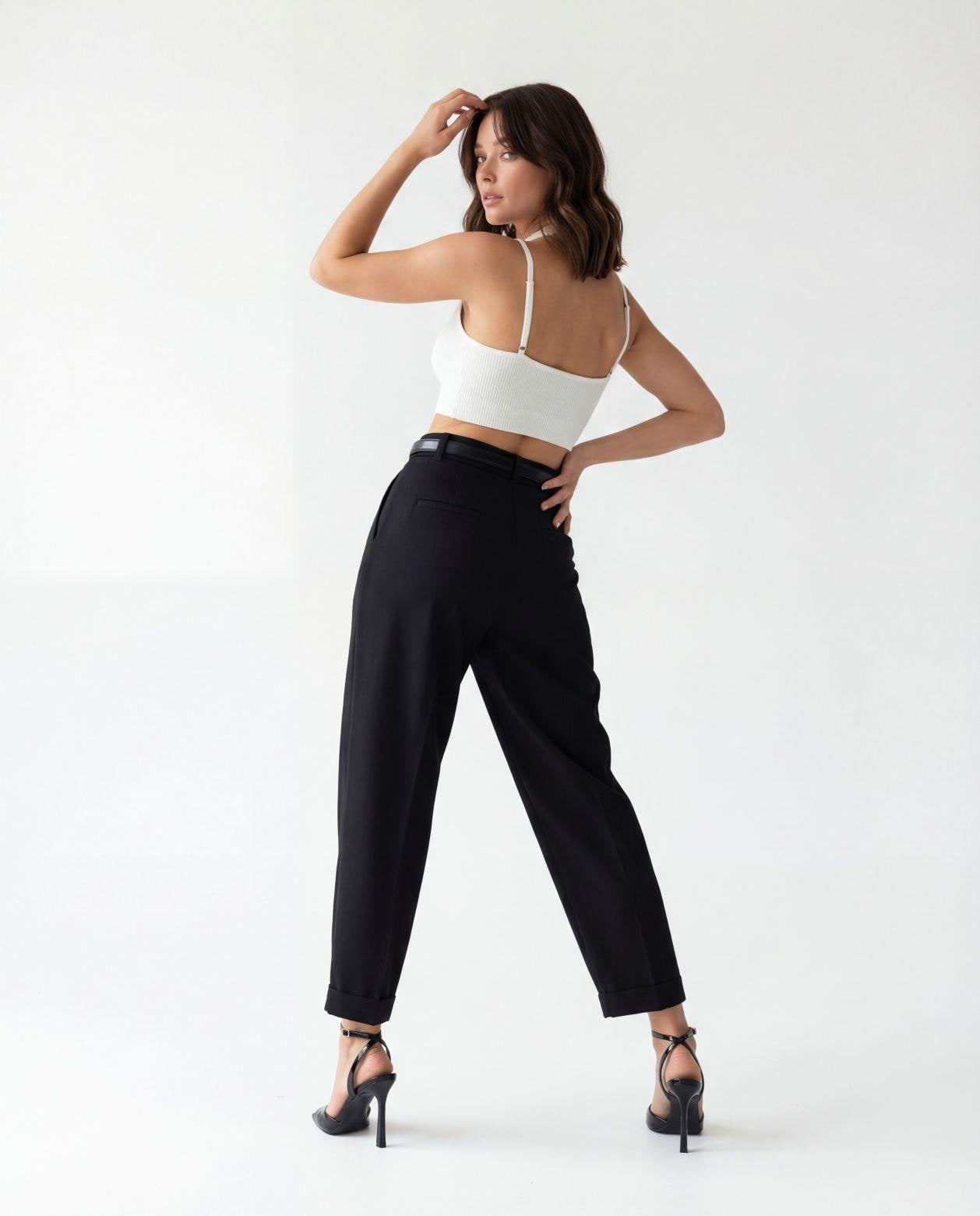 Black High-Waisted Pleated Trousers with Belt - Fame - by Peralane - photo 3