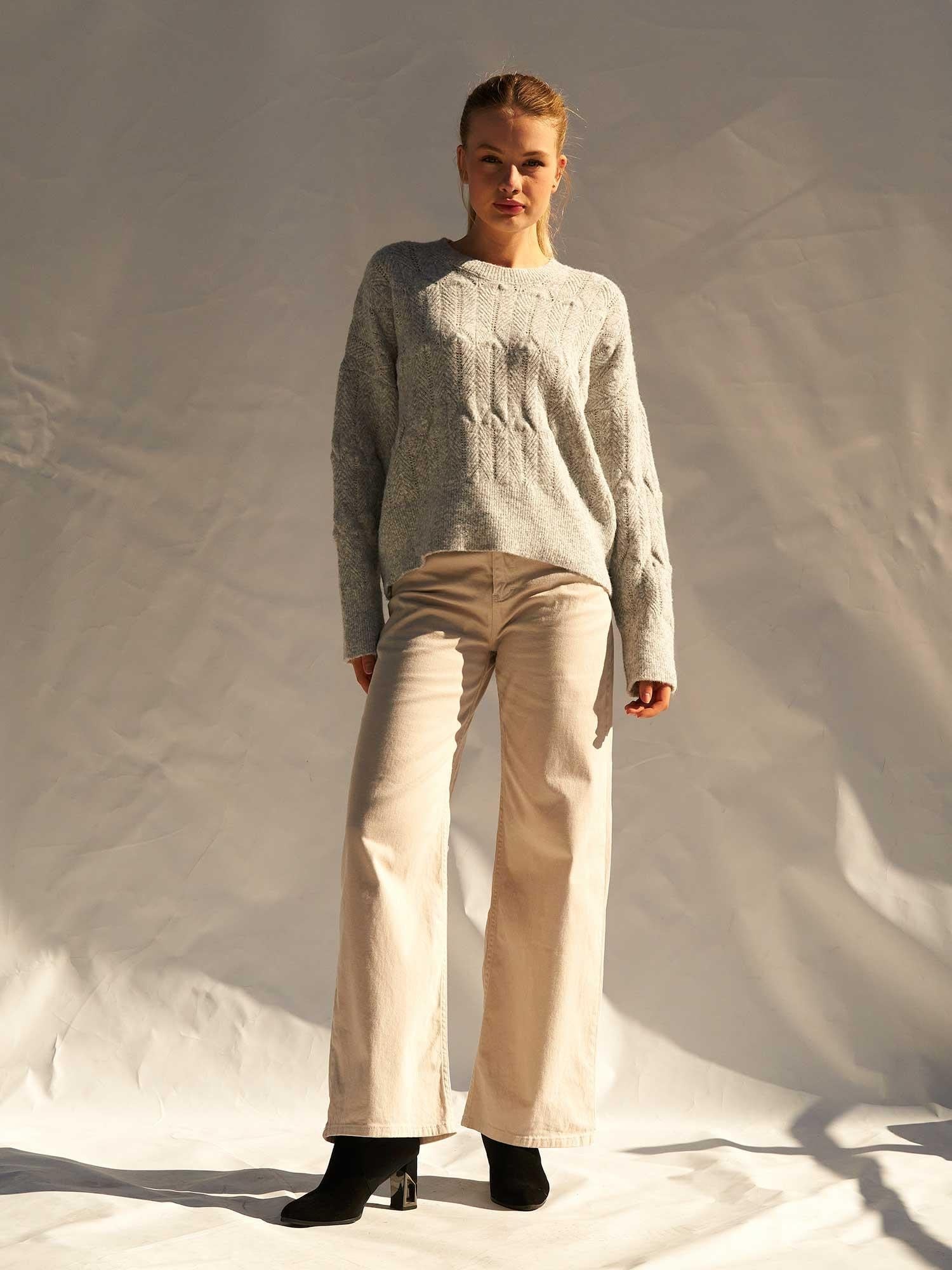 Light Grey Cable Knit Sweater - Lefon - by Peralane