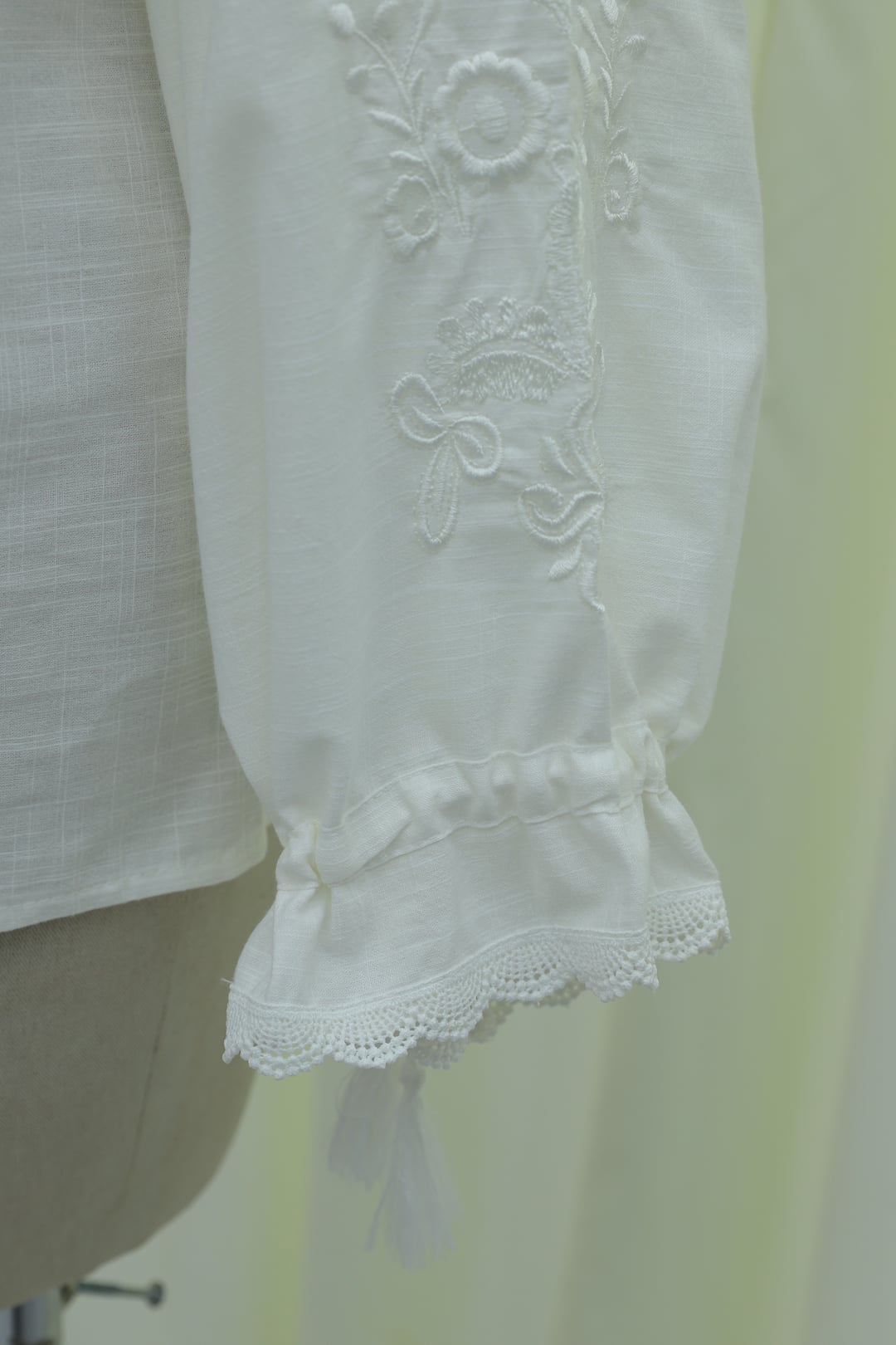 White Lace Embroidered Linen Look Blouse with Tie Details - Podyumplus - by Peralane - photo 6