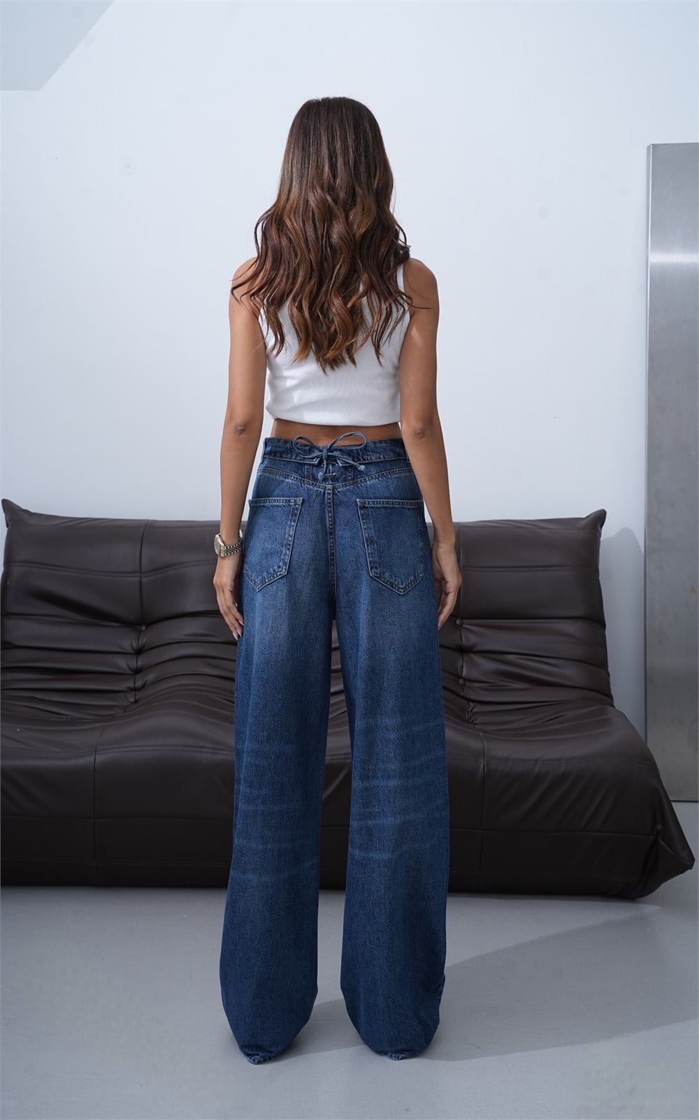 High Waist Wide Leg Denim Trousers with Crossover Button Closure and Belt Loops - Dark Blue - Lacarino Jeans - by Peralane - photo 5