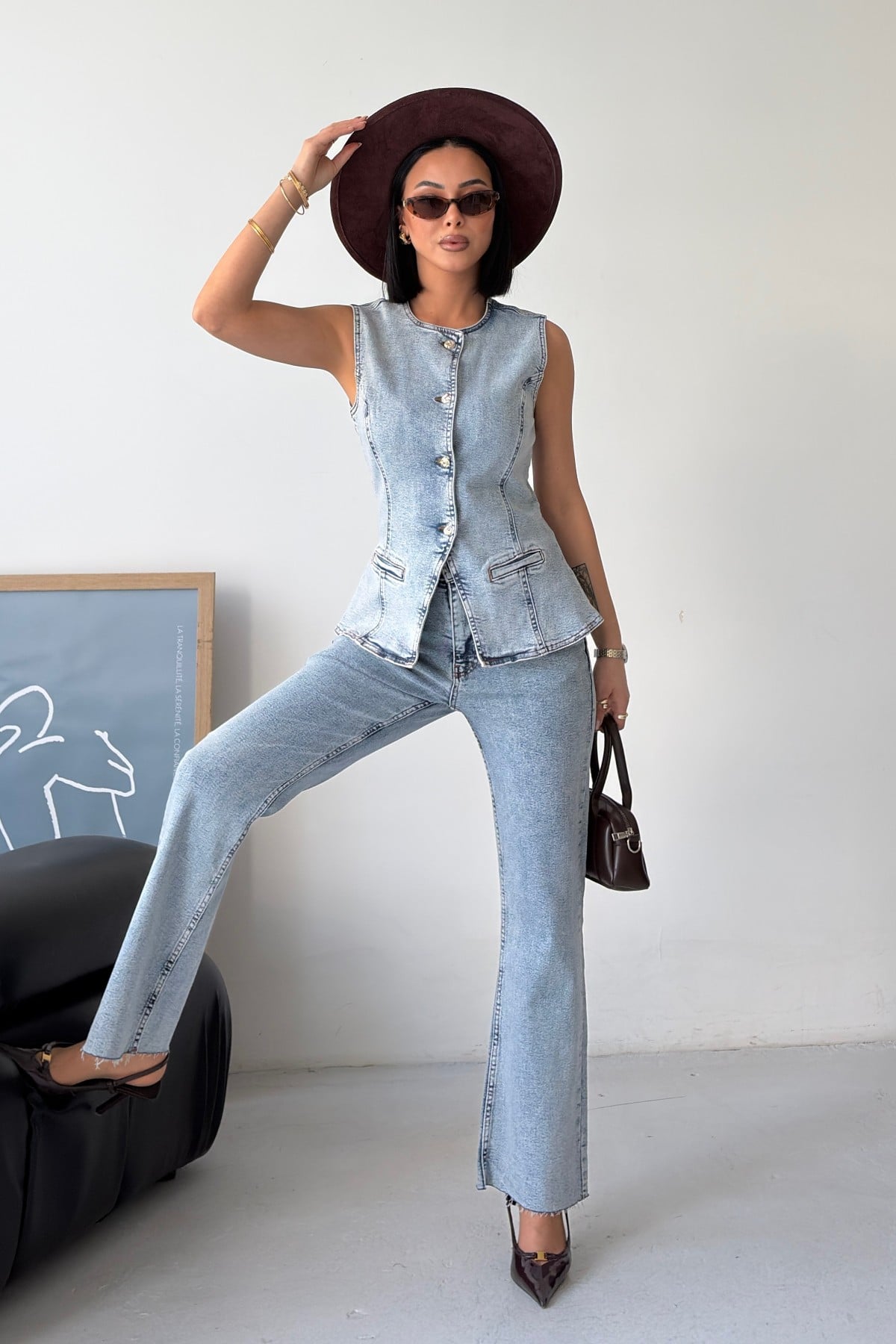 Denim Vest and Flared Trousers Two-Piece Set in Light Wash Blue - Xlove - by Peralane - photo 6