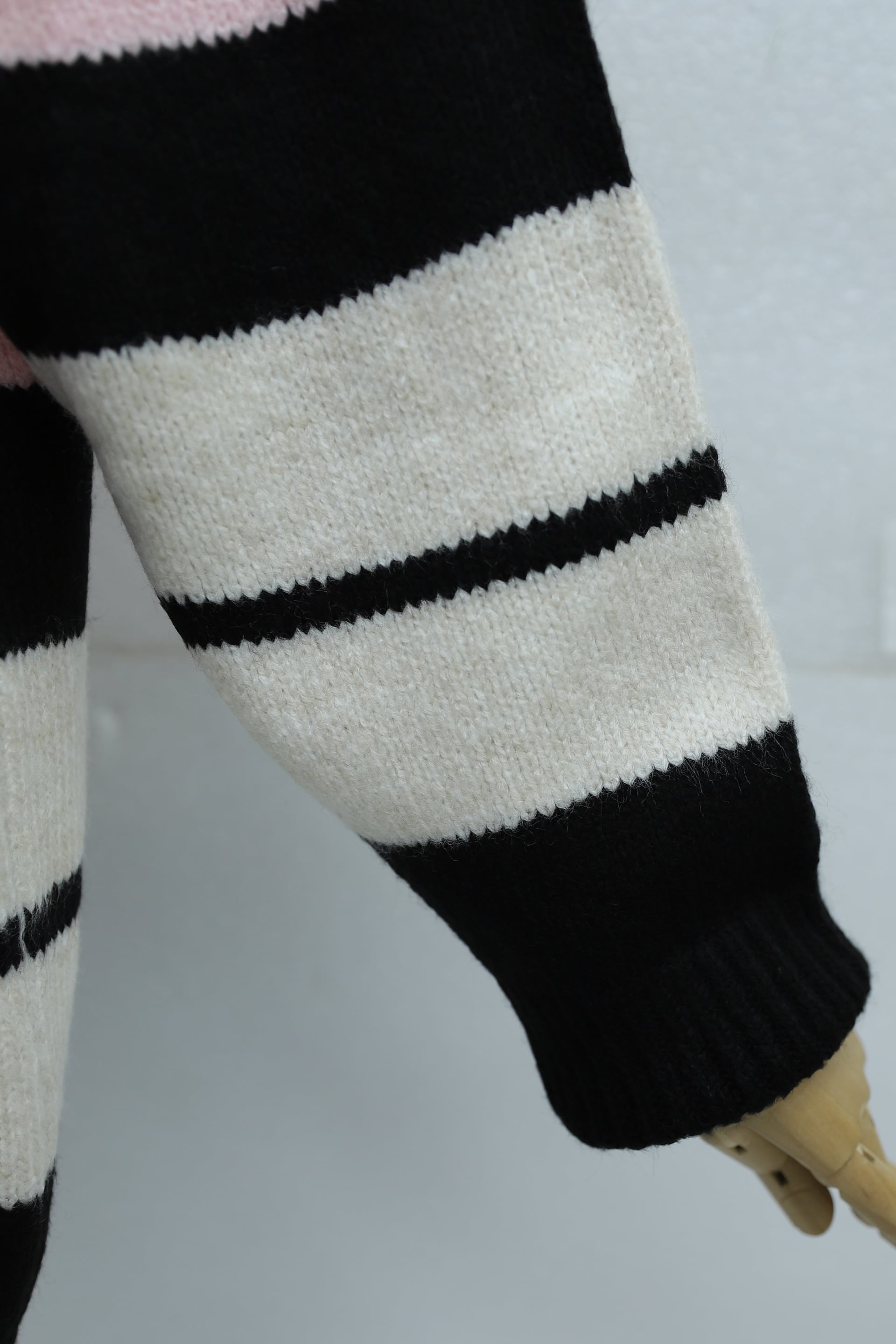 V-Neck Colorful Stripe Buttoned Relaxed Fit Knit Cardigan - Pink - Podyumplus - by Peralane - photo 8