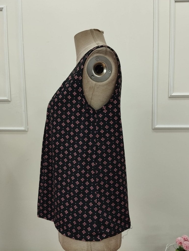 Women's Sleeveless Round Neck Patterned Suprem Blouse - Janes - by Peralane - photo 7