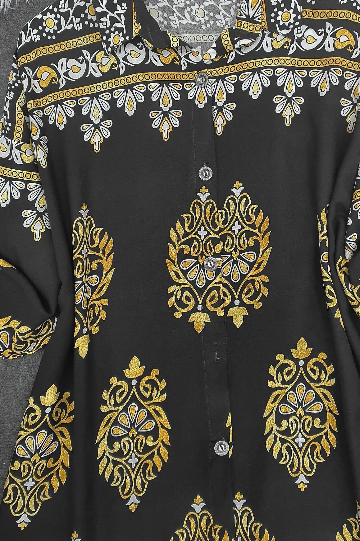 Oval Cut Button-Front Viscose Tunic - Black - Podyumplus - by Peralane - photo 6