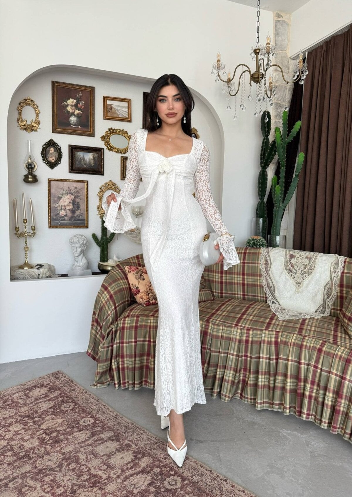 White Lace Dress with Floral Bow Detail - Etika - by Peralane - photo 6