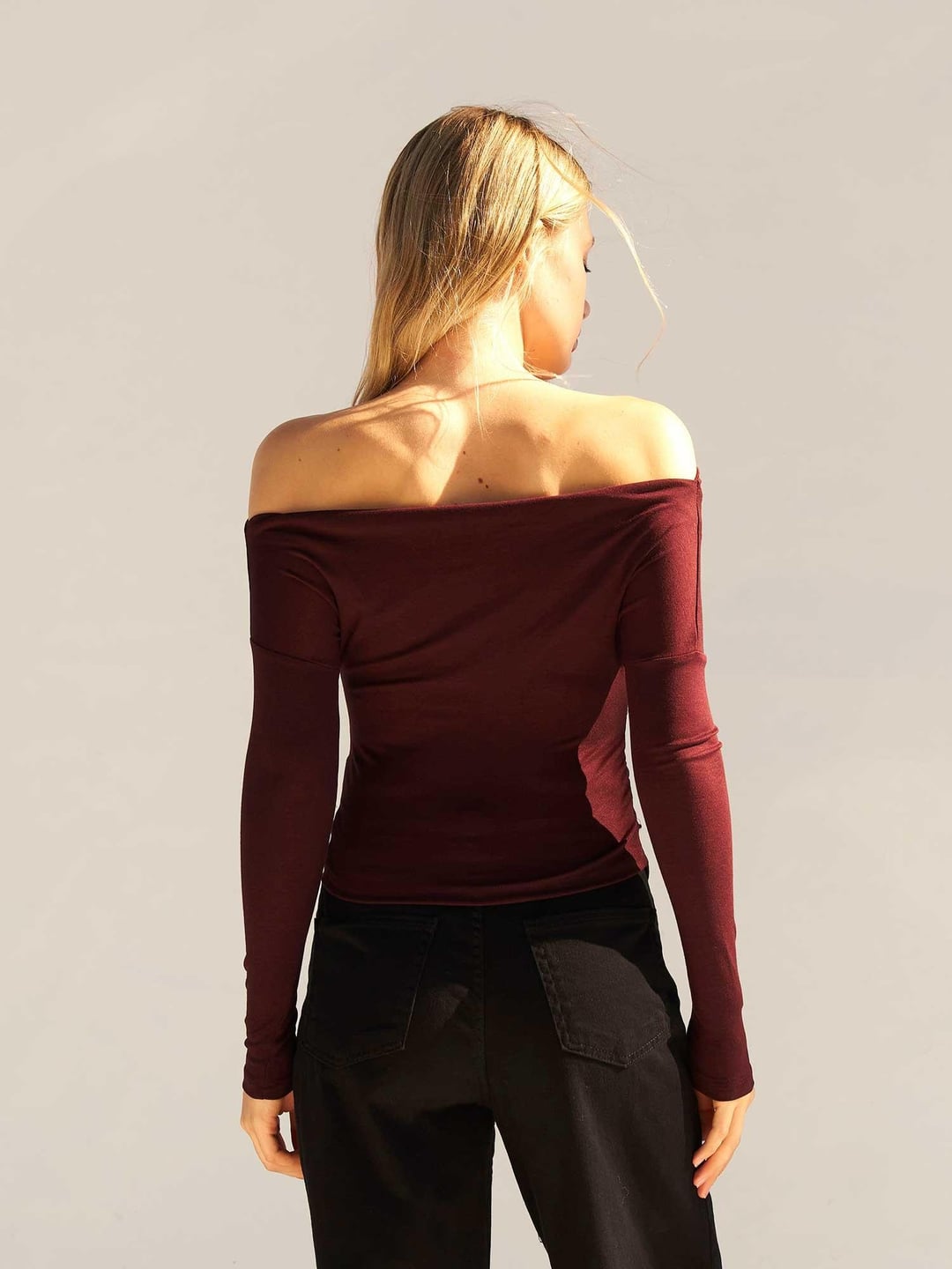 Burgundy Off-Shoulder Long Sleeve Knit Blouse - Lefon - by Peralane - photo 3